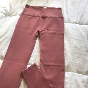 Pink fabletics leggings